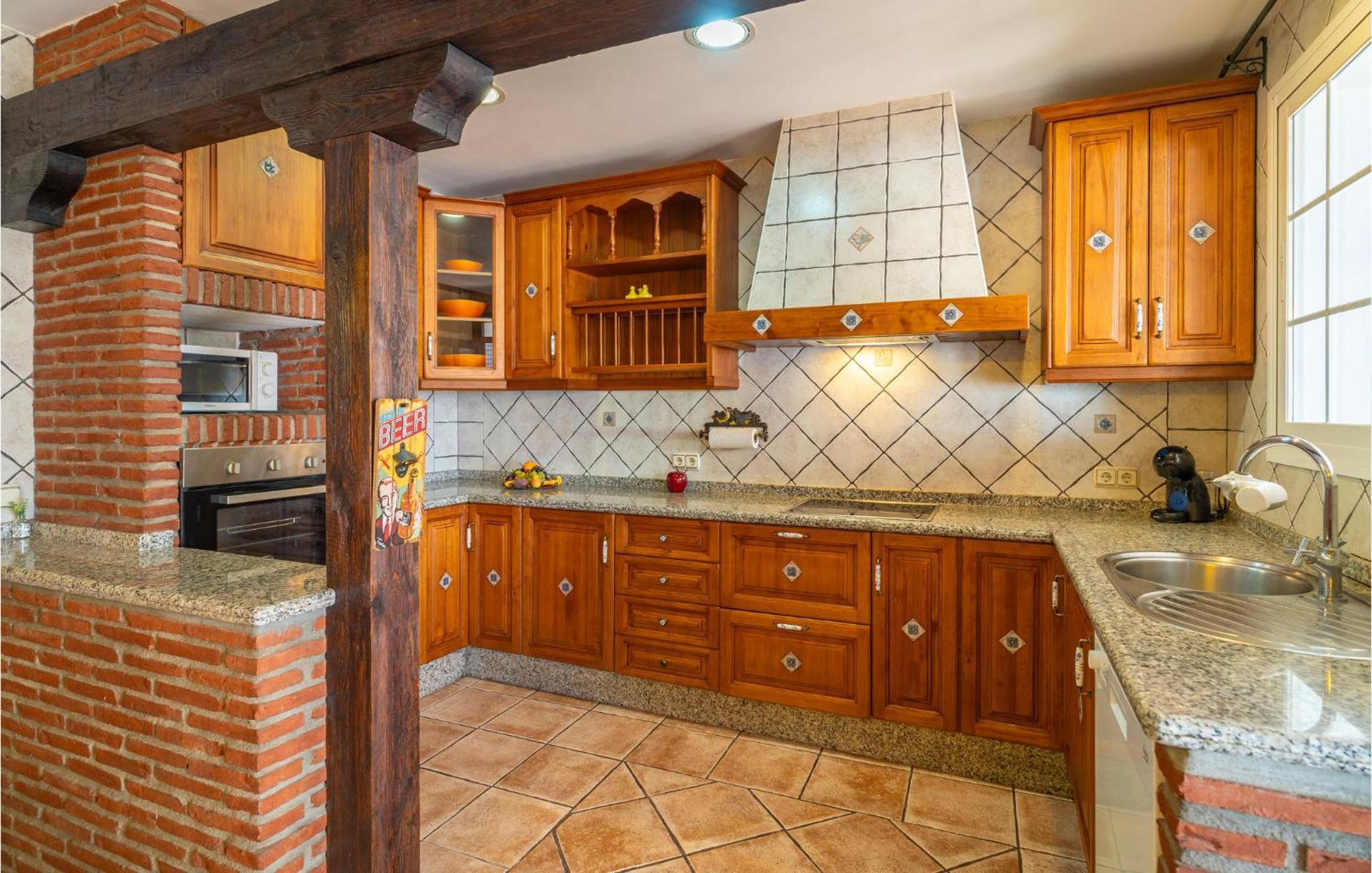 Rumah liburan Amazing In With Kitchen *